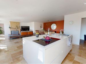 Maison de 260m2 avec espace professionnel -