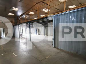 Local d'activité 618 m²
