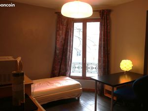 STRASBOURG centre Place de Zurich CHAMBRE MEUBLE