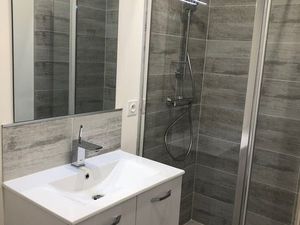 T3 parking climatisé électricité inclus