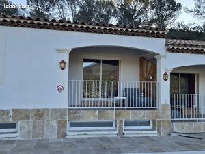 Studio 1 pièce 29 m²