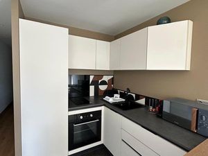 T2 meublé - refait à neuf - 2ème étage sans ascenseur