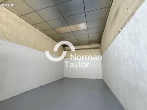 Local d'activité 90 m²