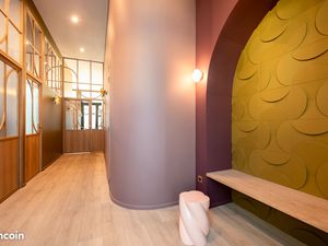 Pièce dans cabinet paramédical/médical Confluence