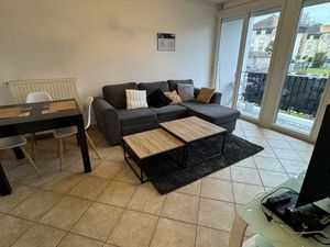 Apparemment 4 pièces 74 m carrée