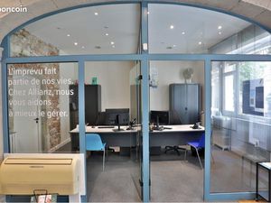 Bureau - Local professionnel centre-ville écusson