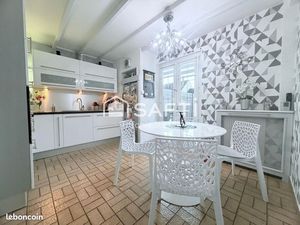 Propriété 5 pièces 97 m²