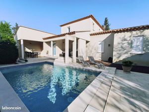 VILLA 150m2 avec piscine