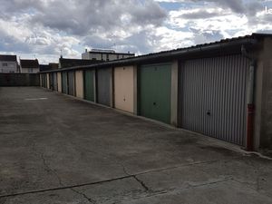 Loue box de 17 m² au 71 rue du Troupeau à Argenteuil