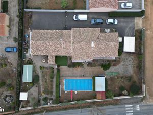 VILLA 109 m2 + 106 m2 dépend. Sur 1500 m2