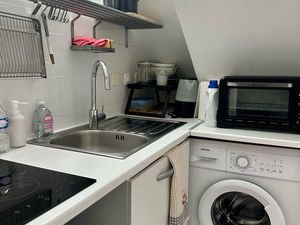 Petit studio meublé 15m2 75008 Paris location