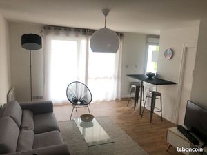 Appartement Toison d'Or 2 pièces 45 m2 pISCINE