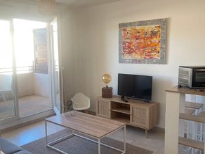 Appartement 1 chambre + terrasse proche centre ville