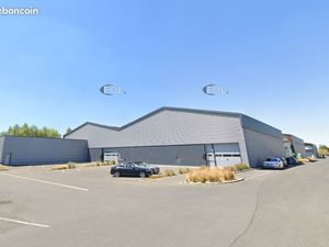 Local d'activité 1 941 m²