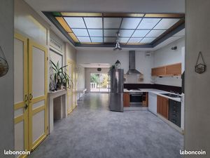 Maison 6 pièces 111 75 m2 grand jardin 259 m2 proxi métro et com