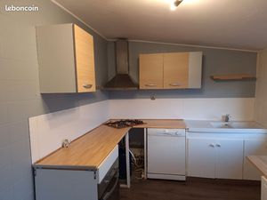 Maison 2 chambres + bureau + dépendances