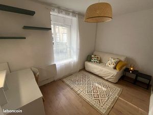 Location studio meublé