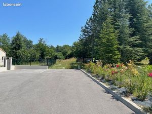 ? Terrain à bâtir – Allan – 1365 m² – 152 000 ?