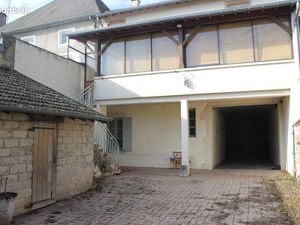 MAISON PIERRE à découvrir à FLEURVILLE 71260 entre MACON et TOURNUS coté Maconnais