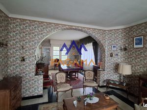 Maison de ville 11 pièces 210 m²