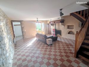 Maison de village à louer