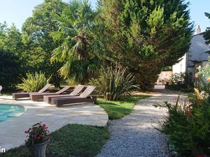 Maison et gite avec piscine