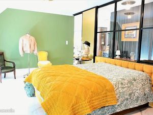 Orangerie  bel attique 2p avec parking