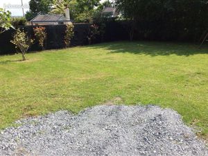 Terrain viabilisé et prêt à construire de 702 m2 à Honfleur centre