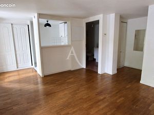 Studio 1 pièce 26 m²