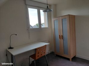 BRUZ 10’ KERLAN CHAMBRE MEUBLÉE indépendante+Cuis.+S.d’Eau 420/M Ch.c