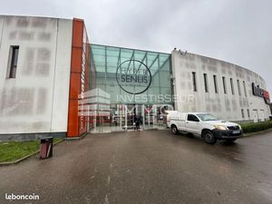 Local commercial 206 m²