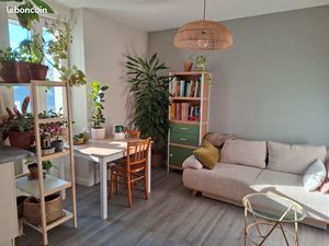 APPARTEMENT T2 prOCHE ECOLE D'ARCHI - CHU