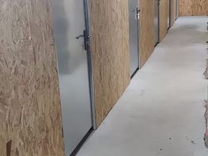 Box à louer  centre ville Lorient  boulevard Léon Blum