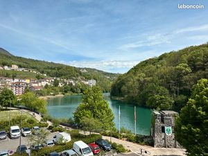 Loue Superbe appartement rénové 52m² avec vue Rhône – Bellegarde