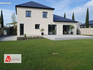 Maison 6 pièces 110 m²