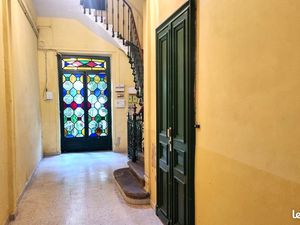 Proche place des Carmes  Beau 5 pièces de 125 m² avec possibilité garage