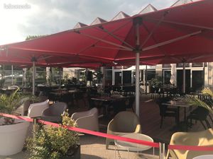 Bar restaurant sur port de plaisance