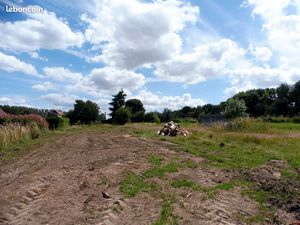 Terrain 1705 m² ESCARMAIN