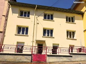 Vittel centre - immeuble de rapport clé en main - rendement brut 12% - 4 logements rénovés