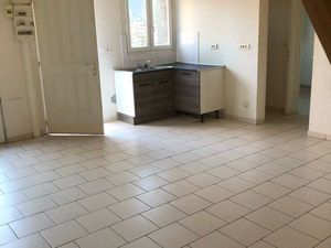 Maison mitoyenne à louer