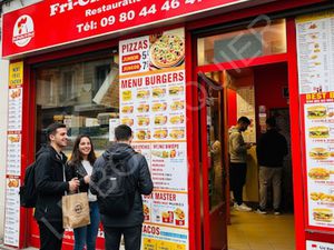 Boutique 69 m² PARIS