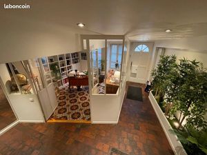 Agréable Maison ancienne de charme avec cour et garage à proximité