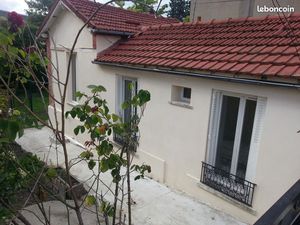 Maison 3 pièces 56 m2  jardin et parking