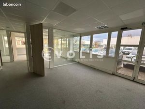 Bureaux 541 m²