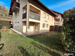 Appartement T3 en rez-de-jardin avec garage