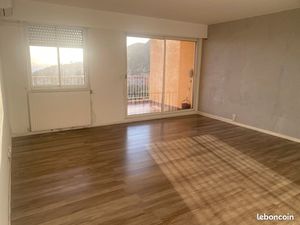 T2 vu mer santa Lina