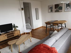 Charmant T2 meublé traversant proche centre ville