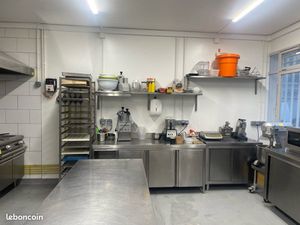 Local traiteur/laboratoire traiteur/dark kitchen