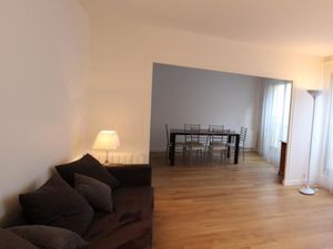 Proche de la rotonde  dans une belle résidence avec gardien; lumineux appartement 2 pièces