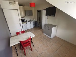 Appartement 2 pieces commandant gate